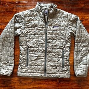 Men’s size small gray Patagonia nano puff jacket